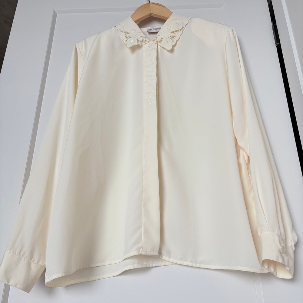 Cream Long Sleeve Blouse with Lace Collar - peter pan collar
